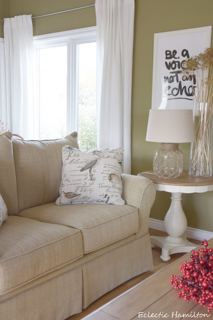 Wanddeko Wohnzimmer Ideen und Tipps für die Gestaltung von Wänden mit Bildern. Deko, Dekoration, Wand, Einrichtung Ideen Interior