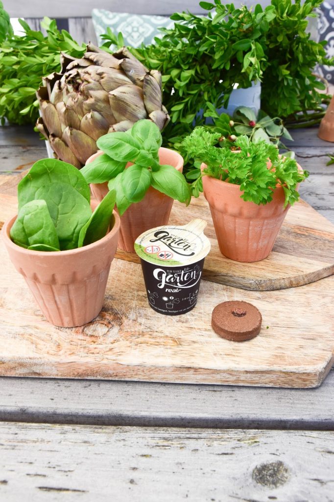 biogarten diy kraeuterkiste selber machen bio garten fuer balkon terrasse meinkleinergarten