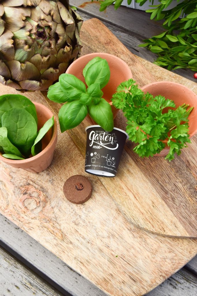 biogarten diy kraeuterkiste selber machen bio garten fuer balkon terrasse meinkleinergarten