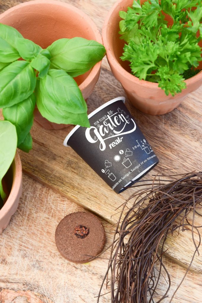 biogarten diy kraeuterkiste selber machen bio garten fuer balkon terrasse meinkleinergarten