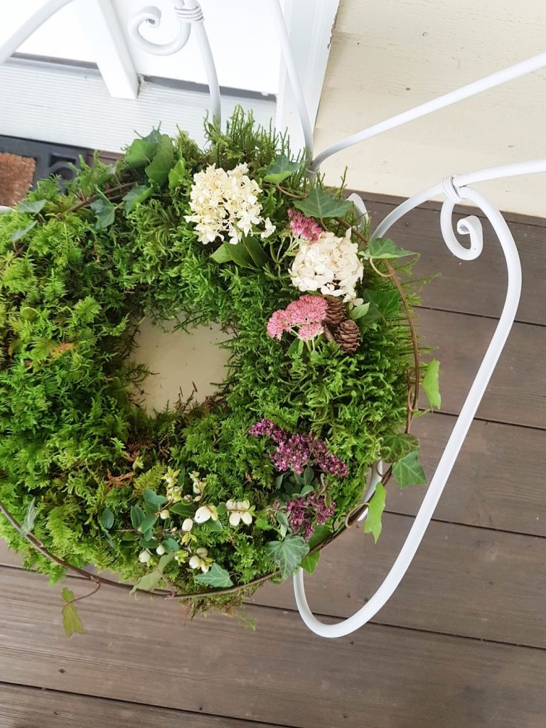 DIY Mooskranz einfach selbstgemacht: Herbstdeko, Deko für den Herbst, Kranz, Kränze selbermachen, Kranz aus Moos