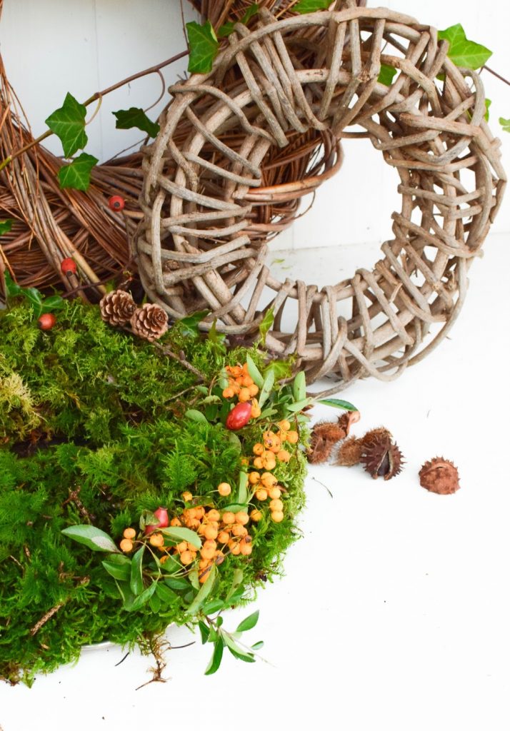 Kranz aus Moos selber machen. DIY Mooskranz einfach und schnell für Herbst und Winter die perfekte Deko