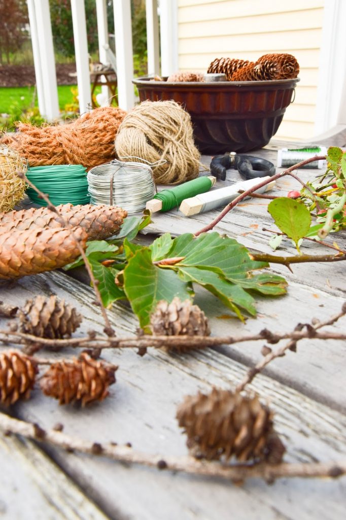 Kranz aus Moos selber machen. DIY Mooskranz einfach und schnell für Herbst und Winter die perfekte Deko