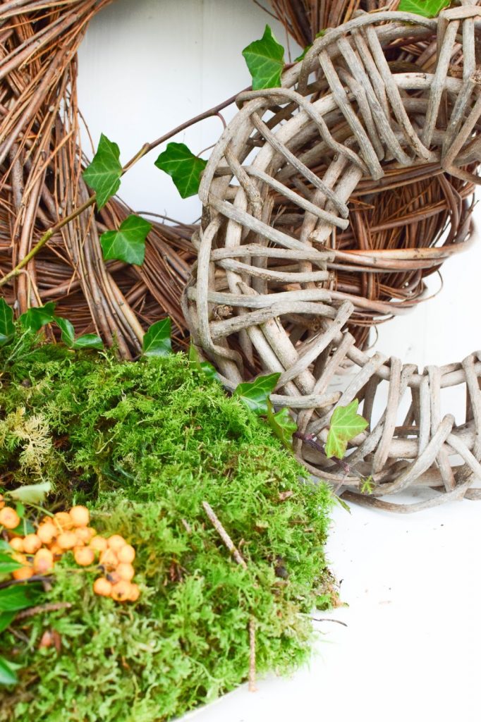 Kranz aus Moos selber machen. DIY Mooskranz einfach und schnell für Herbst und Winter die perfekte Deko
