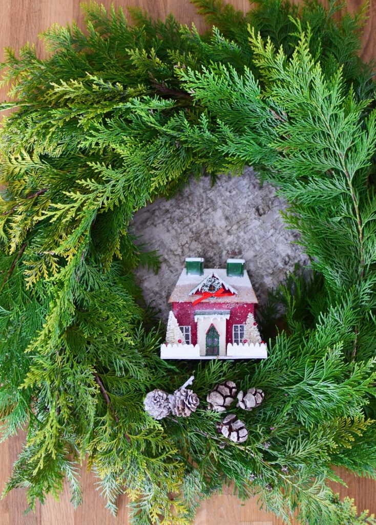 DIY Kranz selbstgemacht einfach und schnell mit Thuja und Zapfen und Sterne Kränze Strohkränze selber machen wreath DIY Kranz selbstgemacht einfach und schnell mit Thuja und Zapfen und Sterne Kränze Strohkränze selber machen wreath