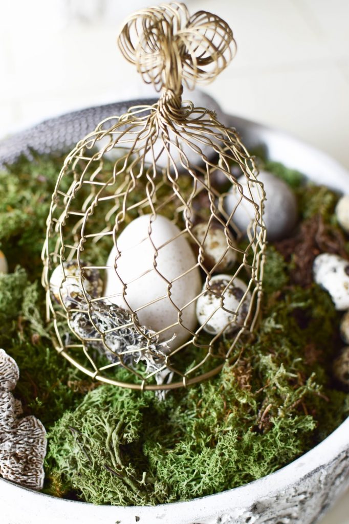 DIY Dekoidee für Ostern: Schale dekorieren mit Wachteleier Osterdeko mit Moos natürlich dekorieren DIY Dekoidee für Ostern: Schale dekorieren mit Wachteleier Osterdeko mit Moos natürlich dekorieren
