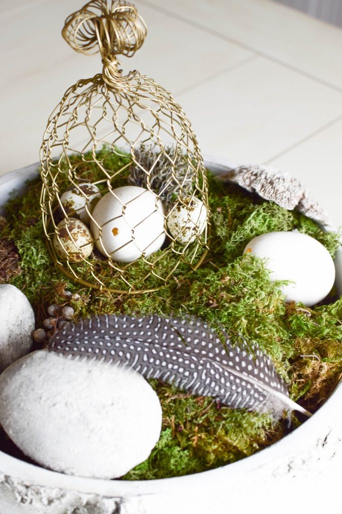 DIY Dekoidee für Ostern: Schale dekorieren mit Wachteleier Osterdeko mit Moos natürlich dekorieren DIY Dekoidee für Ostern: Schale dekorieren mit Wachteleier Osterdeko mit Moos natürlich dekorieren
