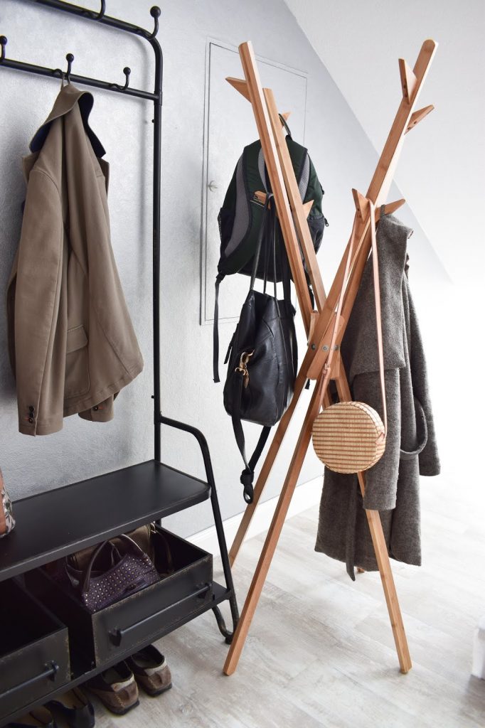Garderobe Ideen für Flur zur praktischen Aufbewahrung von Jacken und Taschen: Standgarderobe aus Bambus von Wenko: Mikado. Einrichtung Dekoidee aufbewahren natürlich wohnen umweltfreundlich Garderobe Ideen für Flur zur praktischen Aufbewahrung von Jacken und Taschen: Standgarderobe aus Bambus von Wenko: Mikado. Einrichtung Dekoidee aufbewahren natürlich wohnen umweltfreundlich
