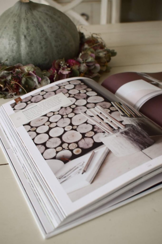 Bildband: Sammeln Finden Schönes schaffen vom Thorbecke Verlag: Natürlich dekorieren. Naturdeko einfach selber machen. DIY Ideen für Herbst, Frühling, Sommer, Winter Bildband: Sammeln Finden Schönes schaffen vom Thorbecke Verlag: Natürlich dekorieren. Naturdeko einfach selber machen. DIY Ideen für Herbst, Frühling, Sommer, Winter