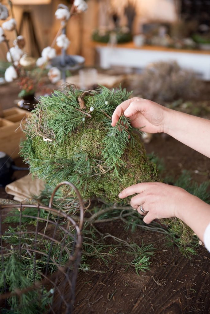 Workshop Rückblick Winterdeko aus Naturmaterialien von Kreativ-Natürlich-Ideenreich: Dekostab Gartenstab Mooskranz Winterbäume Winterbaum mit tollen Materialien Ideen Inspirationen Kreativsein winterliche Deko und mehr gestalten Workshop Rückblick Winterdeko aus Naturmaterialien von Kreativ-Natürlich-Ideenreich: Dekostab Gartenstab Mooskranz Winterbäume Winterbaum mit tollen Materialien Ideen Inspirationen Kreativsein winterliche Deko und mehr gestalten