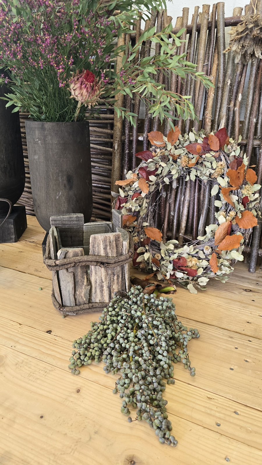 Holz-Vase Aged Wood mit Glaseinsatz – Bild 4