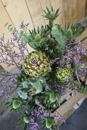 sommerstrauß blumenstrauß frisch trocken getrocknet atischocke distel blumen im mrs greenery shop bestellen kaufen