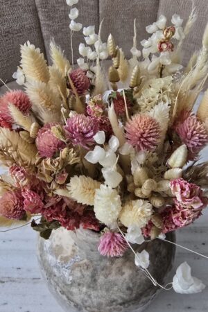 trockenblumenstrauss strauss trockenblumen blüten blumenstrauss im mrs greenery Shop bestellen kaufen naturdeko