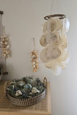 Muscheln Windspiel Mobile Perlmutt Maritime Deko im Mrs Greenery Shop bestellen kaufen