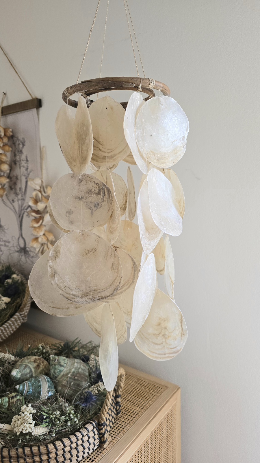 Muscheln Windspiel Mobile Perlmutt Maritime Deko im Mrs Greenery Shop bestellen kaufen